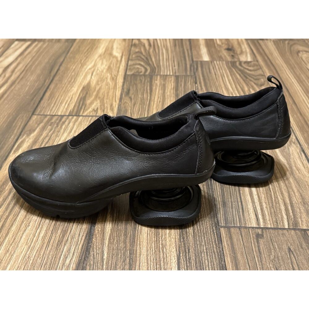 Women’s Size 8 Z-CoiL Black Shoes Clogs Slip On Spring Air Cushion Comfort Work